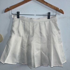 Amazon Women's White Skort